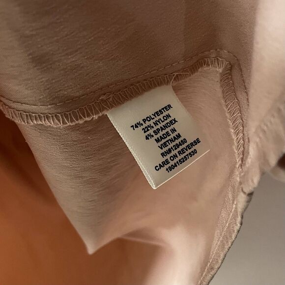 Elle Light Pink Button-Down Shirt Size M GUC - Picture 5 of 12